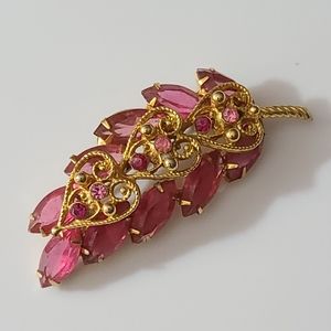 Vintage Juliana style brooch leaf hearts pink filigree glass navette stones vtg
